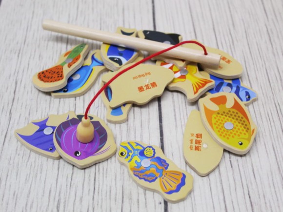 Rybki na magnes z wędką.jpg